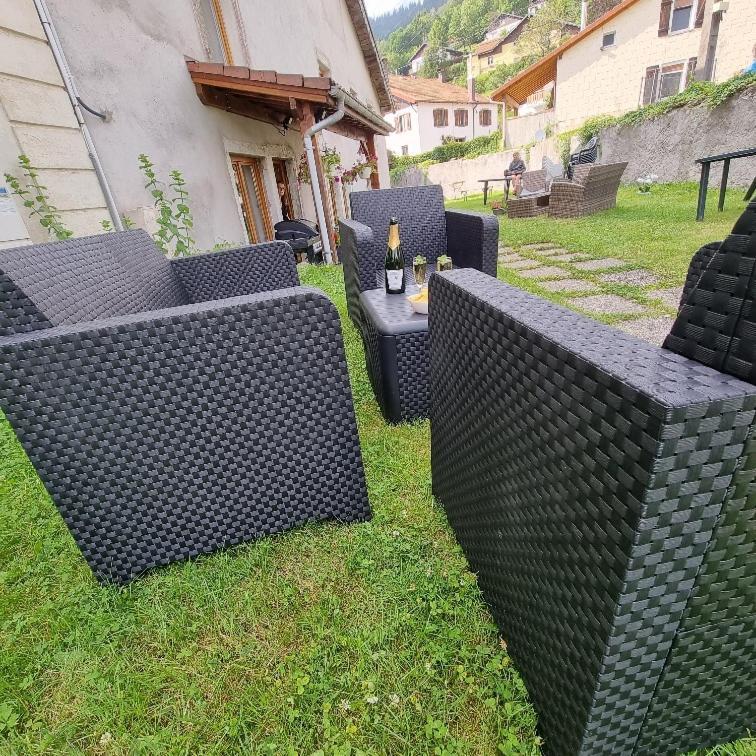 Gite Jonquille, 2 A 8 Personnes Avec Salle De Jeux Et Spa Dans La Residence Вантрон Екстер'єр фото