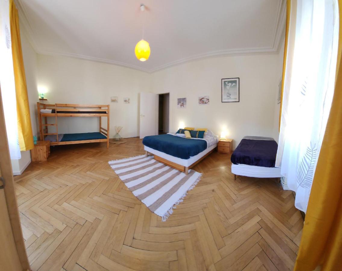 Gite Jonquille, 2 A 8 Personnes Avec Salle De Jeux Et Spa Dans La Residence Вантрон Екстер'єр фото